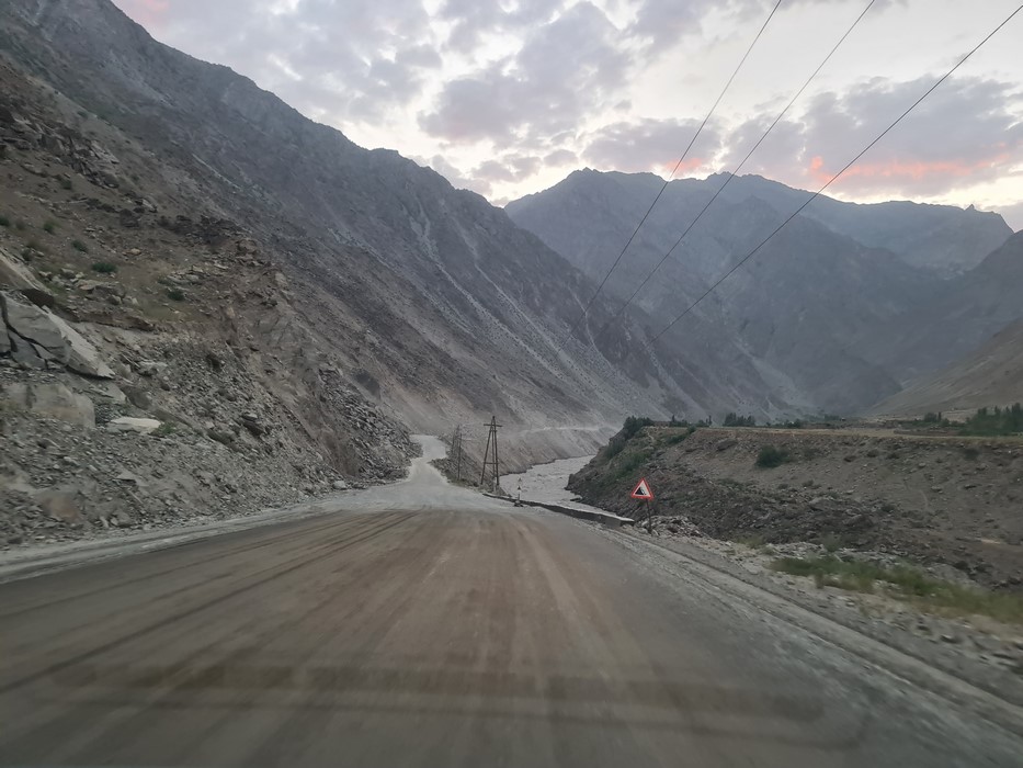 Santier Pamir Highway