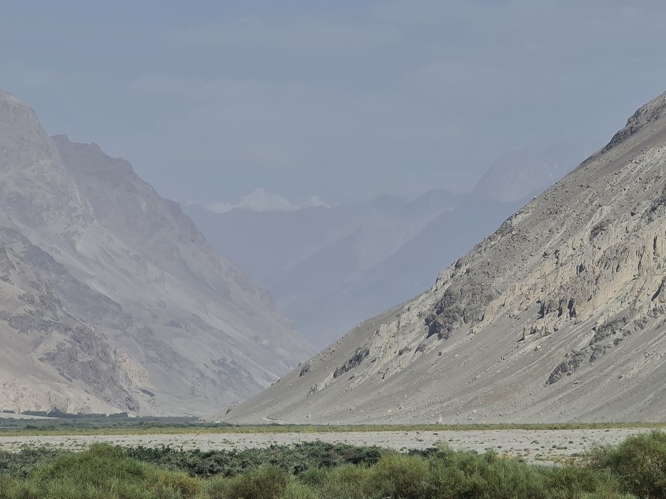 Pakistan vazut din Tajikistan