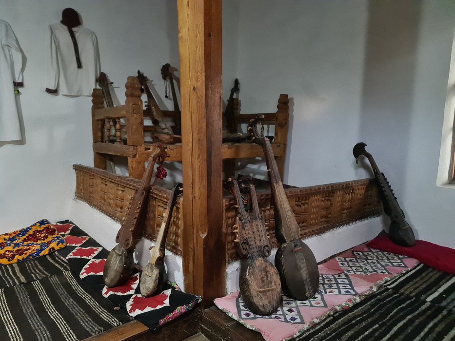 Instrumente muzicale Pamir