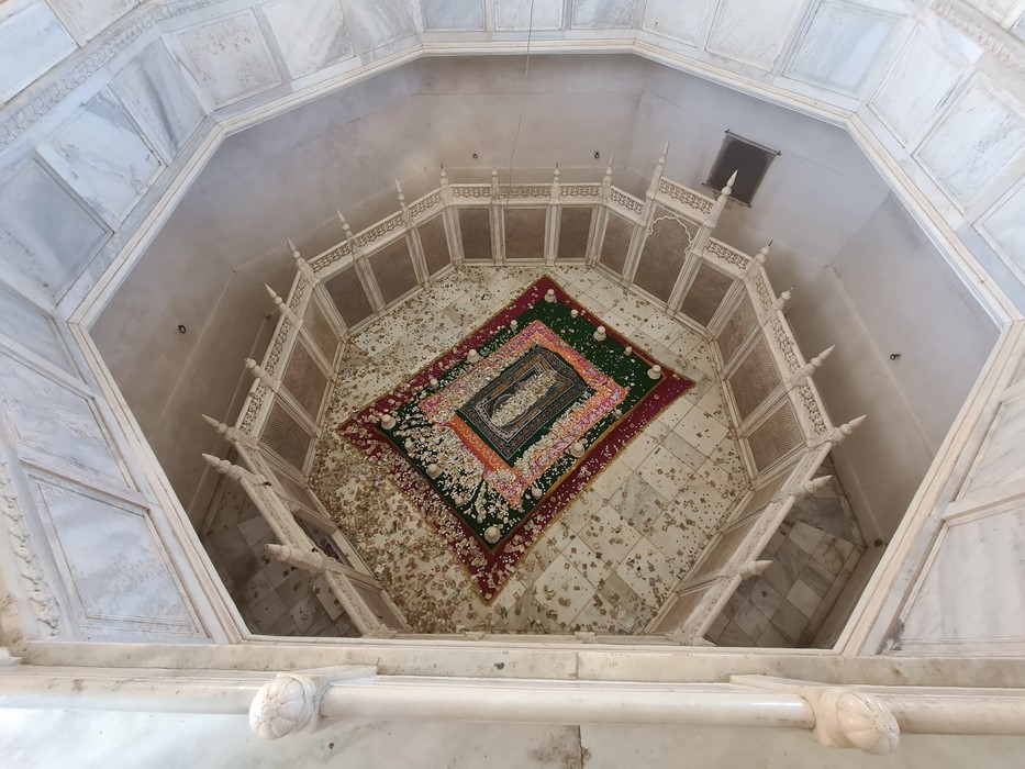 Mormant Sotie Aurngzeb