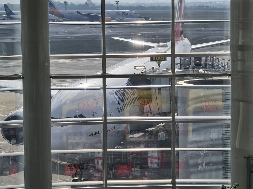 Turkish Airlines la Bucuresti