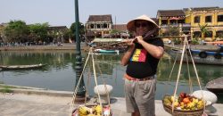 Negustor in Hoian