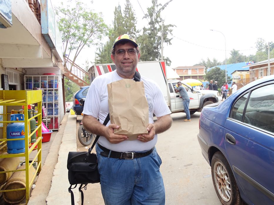 Pungile de plastic sunt interzise in Rwanda