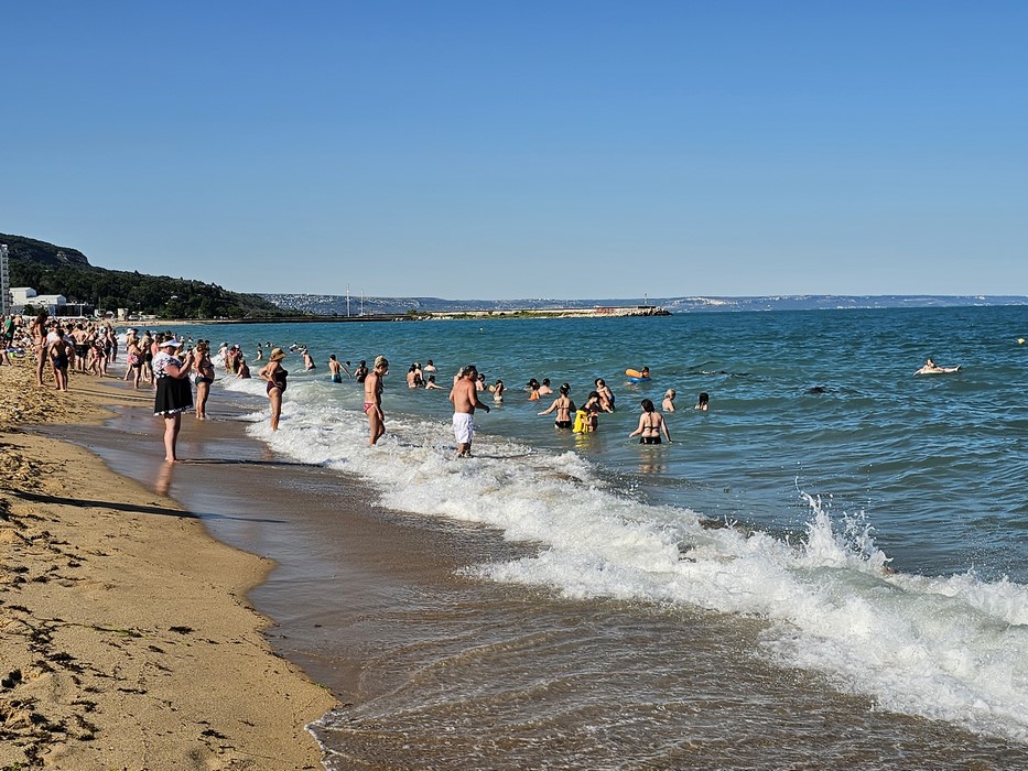 Golden Sands Beach