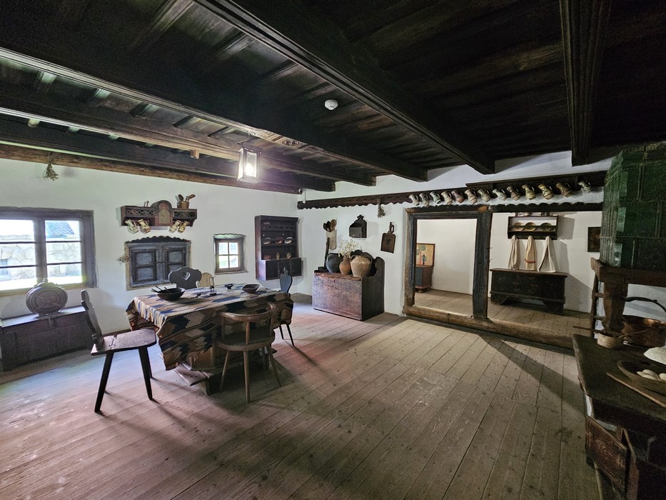 Interior casa secuime