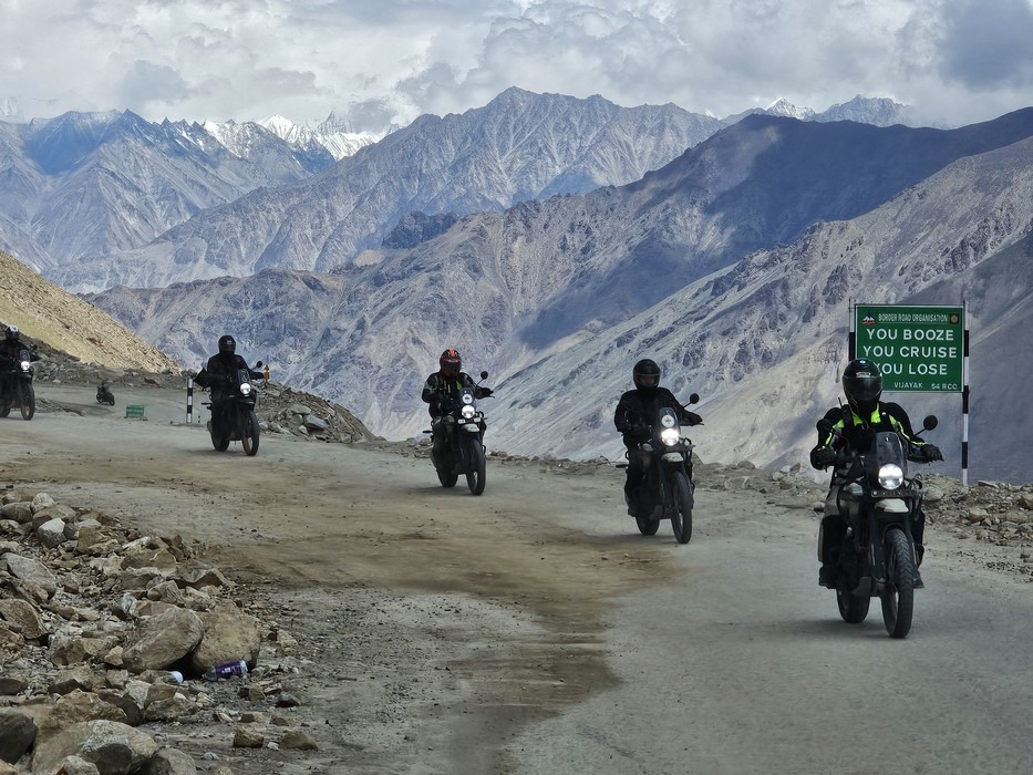 Motorcyle tour Ladakh