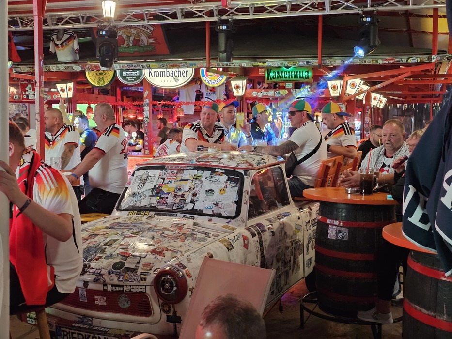 Bar german