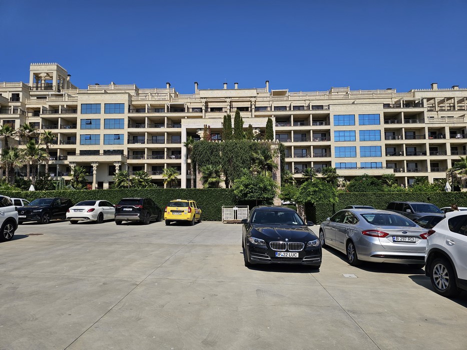 Parcare Hotel Argisht Partez