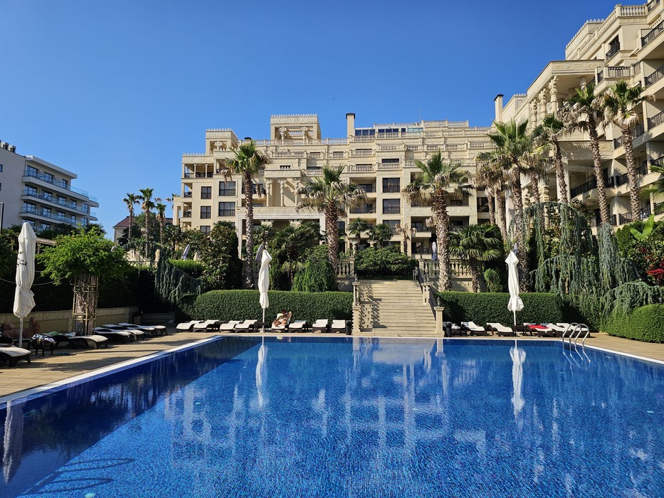 Piscina adulti Hotel Argisht Partez