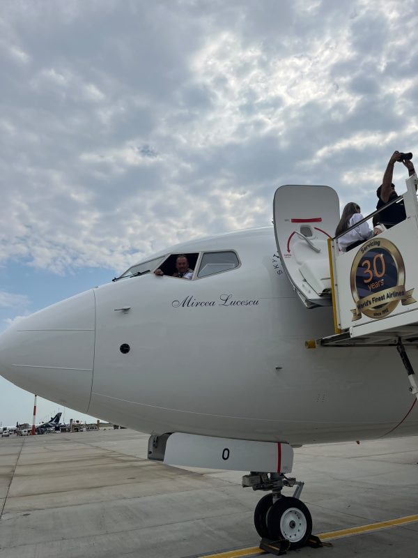 TAROM Mircea Lucescu