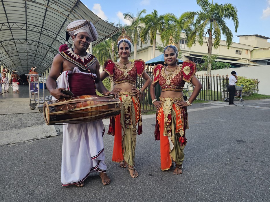 Dansatori traditionali Sri Lanka